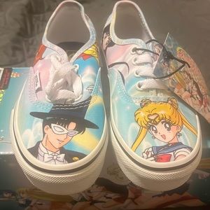BRAND NEW little girl sailor moon vans running shoes
